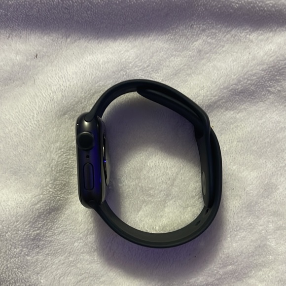This is a 40mm apple watch series 6 and is been worn for twice. - Picture 3 of 4